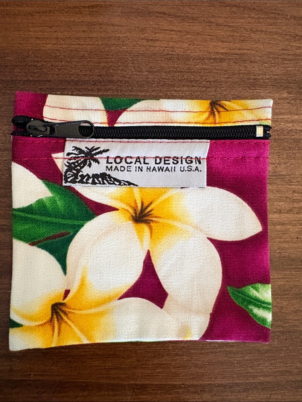 LOCAL DESIGN Made in Hawaii USA Tropical Floral Plumeria Print Coin Purse